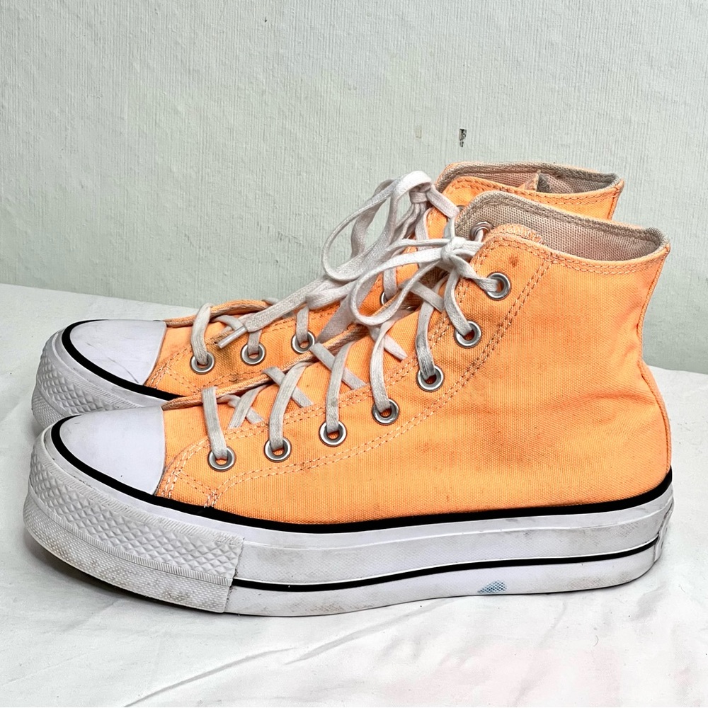 Converse Cream Color Orange High-Top Canvas Sneakers Sz. 7.5 - Picture 2 of 7